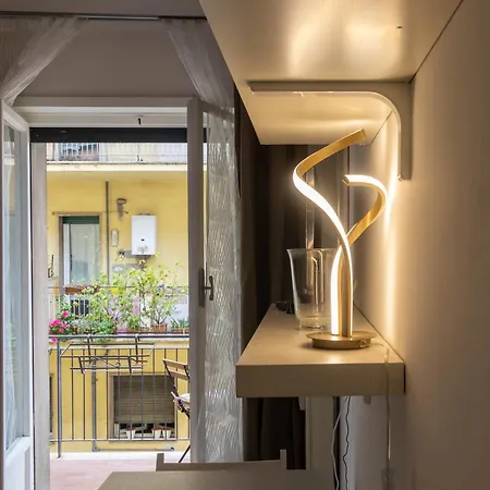 דירה Centro * * * * *- S.croce In Gerusalemme Loft רומא