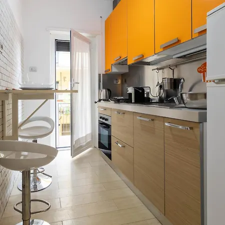 Centro * * * * *- S.croce In Gerusalemme Loft Appartement